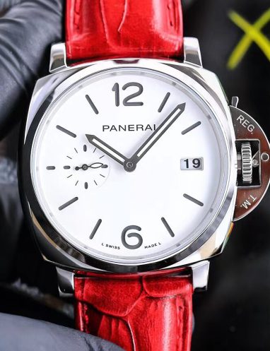 Panerai Luminor PAM00755 Watch