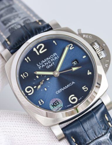 Panerai Luminor GMT Ceramica Watch