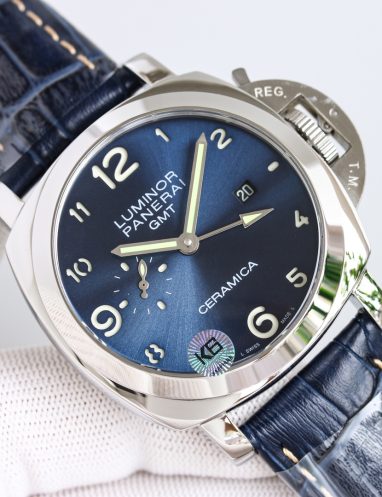 Panerai Luminor GMT Ceramica Watch