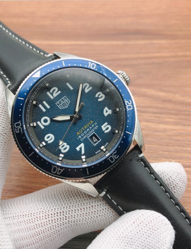 Tag Heuer Autavia Automatic Chronograph Watch
