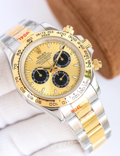Rolex Cosmograph Daytona Oystersteel and Gold Watch