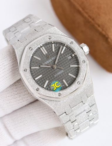 Audemars Piguet Royal Oak Frosted Silver Watch
